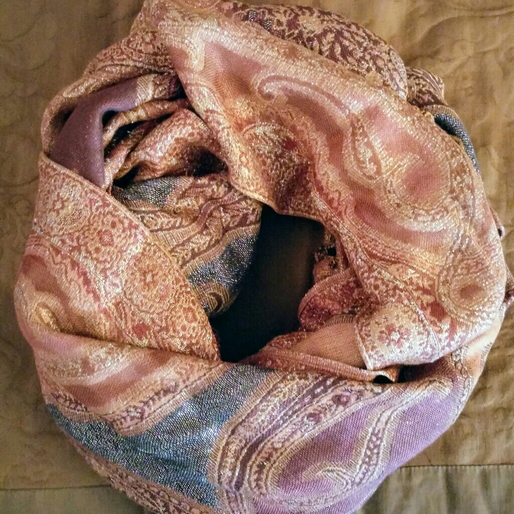 Pashmina scarf
